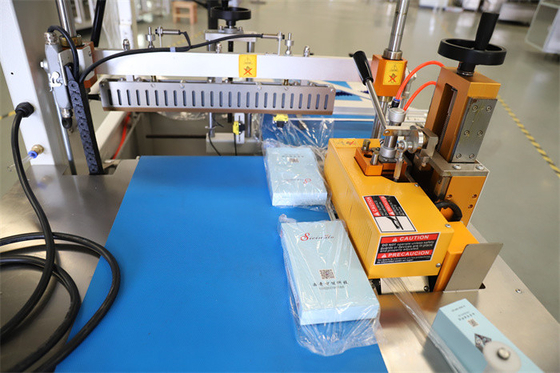 Servo POF Shrink Wrapping Machine For Cartons 60 Pcs/Min Automatic Sleeve Sealer